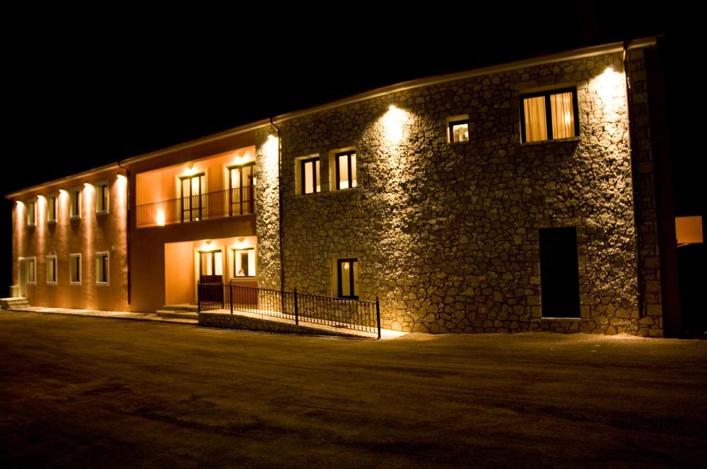 Vytina Mountain View Hotel Eksteriør billede
