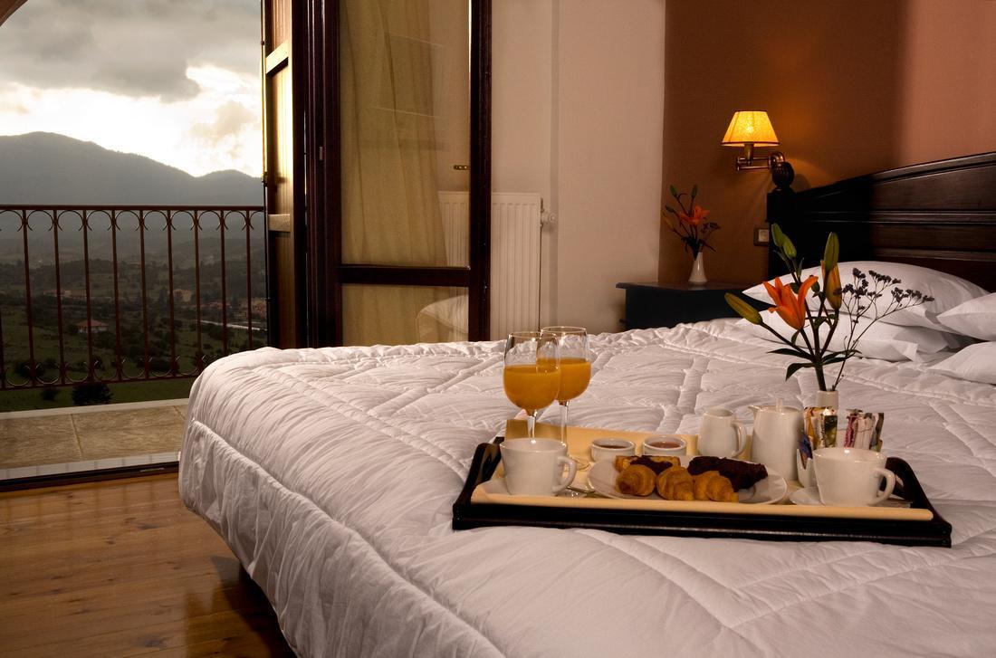 Vytina Mountain View Hotel Eksteriør billede